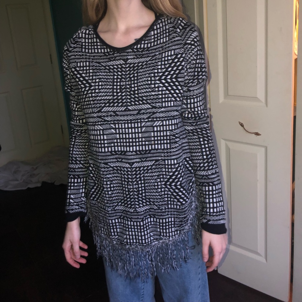 francesca’s poncho